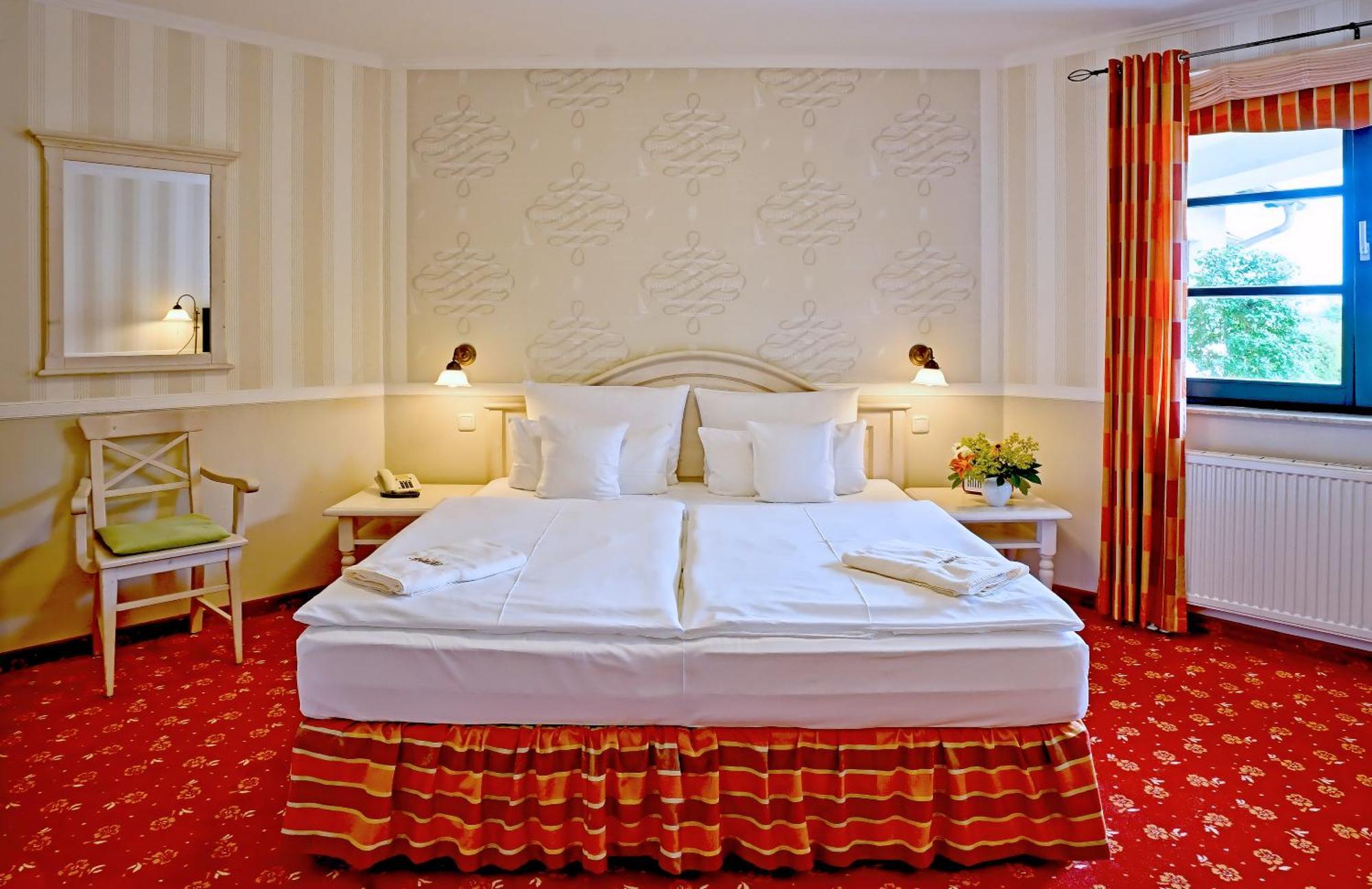 Hotel Godewind Тіссов Номер фото